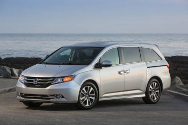 The 2016 Honda Odyssey van is handsomely styled. Doors are large and access is easy.